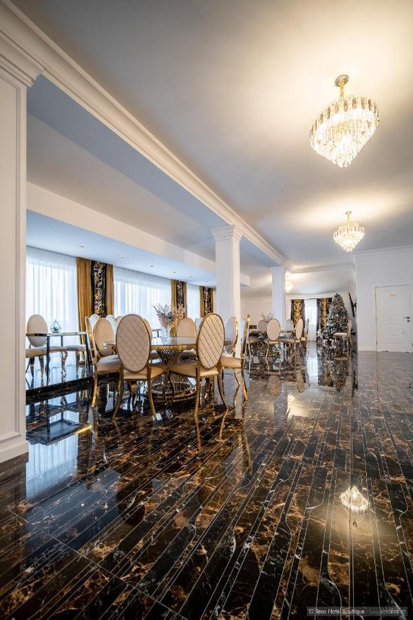 Tesa Boutique טרגו ניאמץ